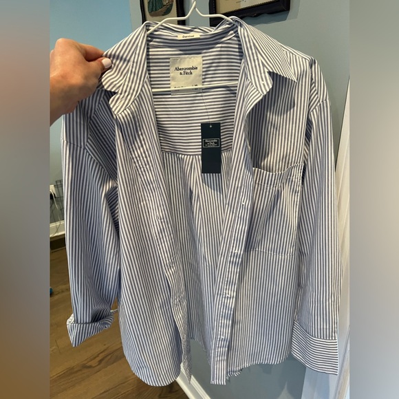 Blue and white stripe oversized button down Abercrombie - Picture 2 of 4